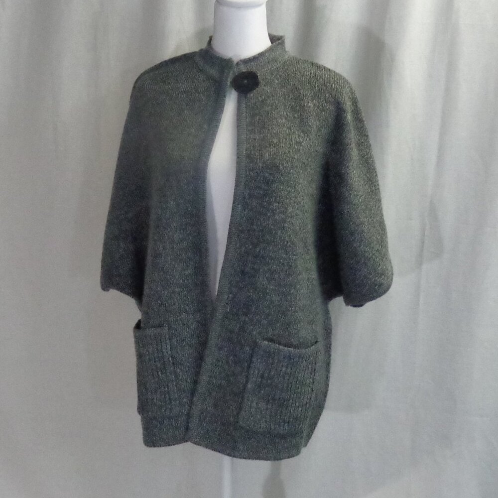 Coldwater Creek Gray Size Medium One-Button Open Cardigan
